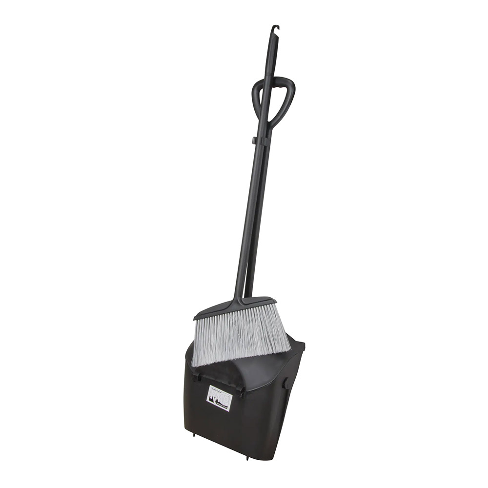 CSJH488 - BROOM & DUST PAN : 31-1/2"L handle, 12"W dust pan, plastic