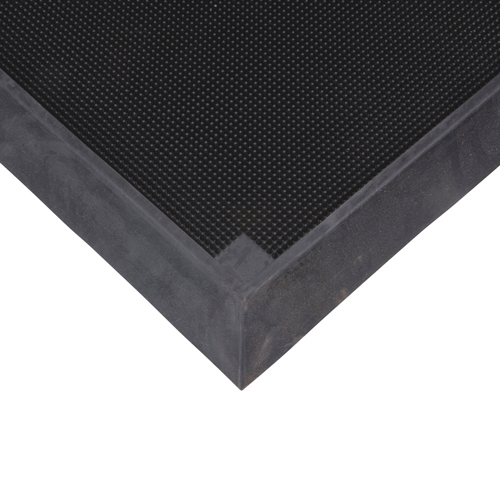 CSSDL873 - MAT FOOT SANITIZING BLACK : 2-2/3' x 3-1/4', 2/1/2" thick, black, rubber, dry